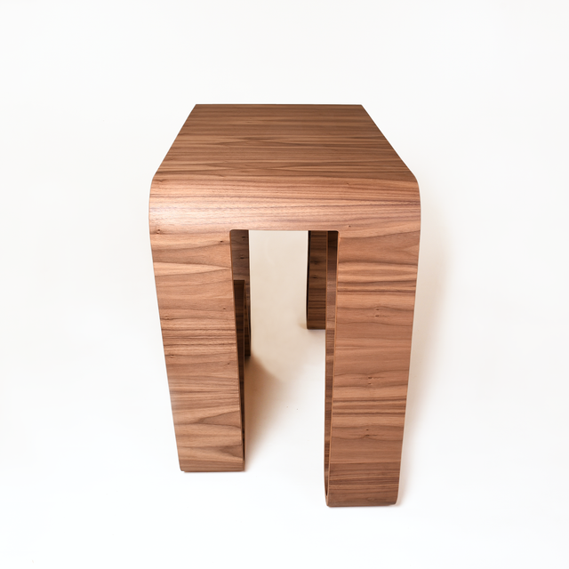 W Desk
